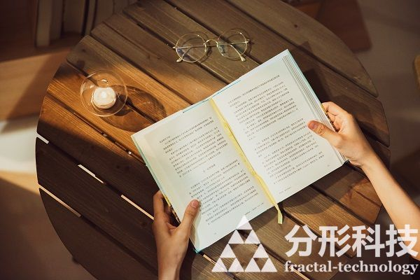 現(xiàn)代化大學網(wǎng)站建設：推動教育與技術(shù)的融合